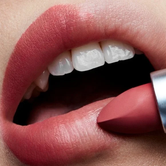 NWT MAC POWDER KISS Lipstick
A LITTLE TAMED - Picture 7 of 8